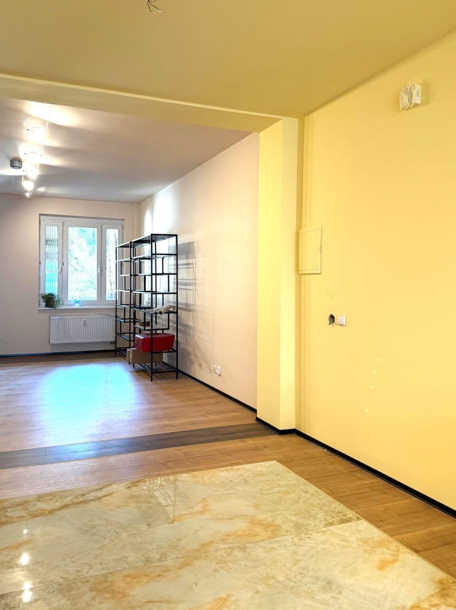 Pronájem nebytového prostoru 107 m², Vlašská, Praha, Praha Pronájem nebytového prostoru 107 m², Vlašská, Praha, Praha