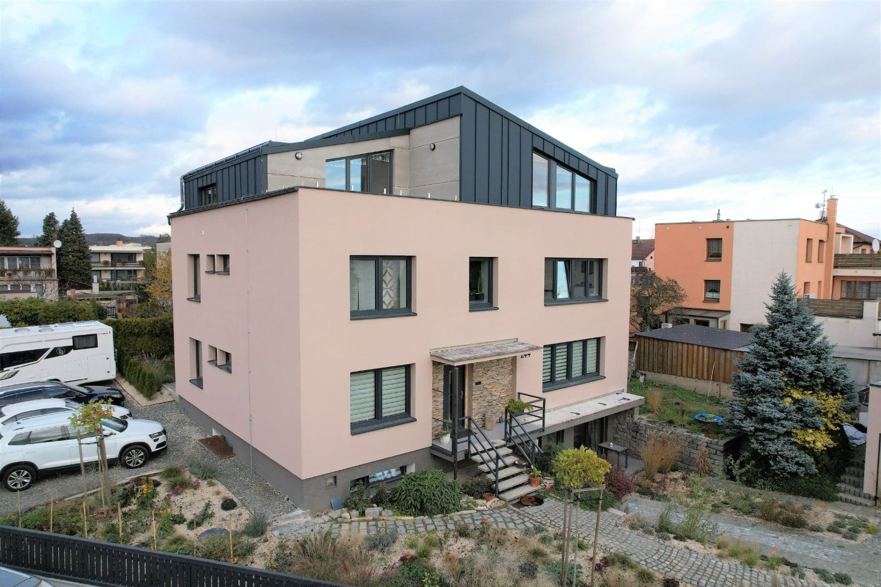 Pronájem bytu 3+kk 90 m², Okružní, Mladá Boleslav, Středočeský kraj Pronájem bytu 3+kk 90 m², Okružní, Mladá Boleslav, Středočeský kraj