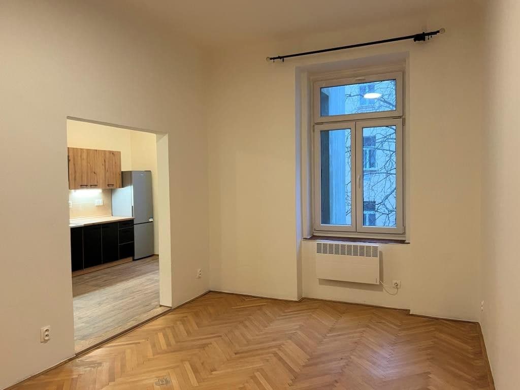 Pronájem bytu 1+1 39 m², Mánesova, Praha, Praha Pronájem bytu 1+1 39 m², Mánesova, Praha, Praha
