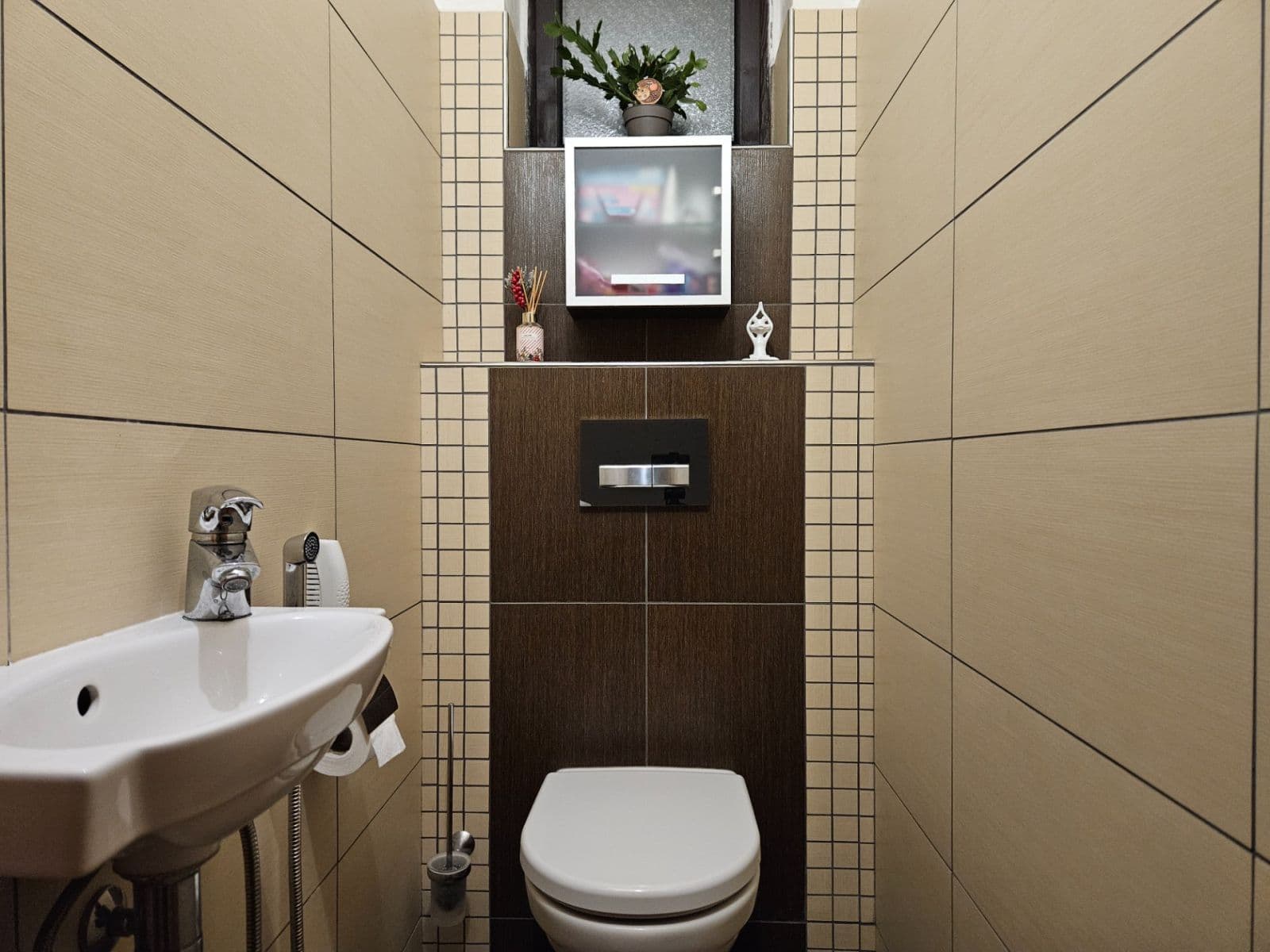 Prodej domu 149 m², pozemek 1.110 m², Podlešín, Středočeský kraj Prodej domu 149 m², pozemek 1.110 m², Podlešín, Středočeský kraj