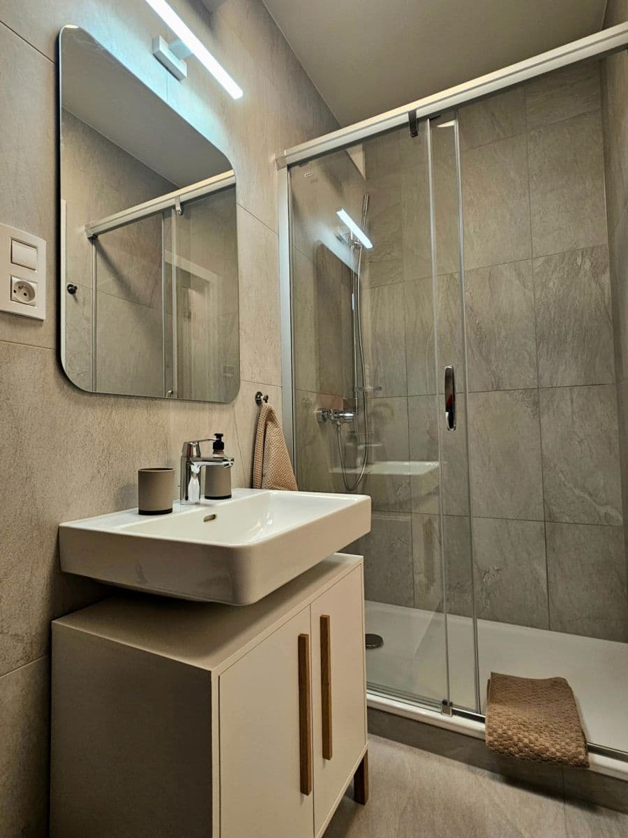 Pronájem bytu 1+1 43 m², Košická, Ružinov, Bratislavský kraj Pronájem bytu 1+1 43 m², Košická, Ružinov, Bratislavský kraj