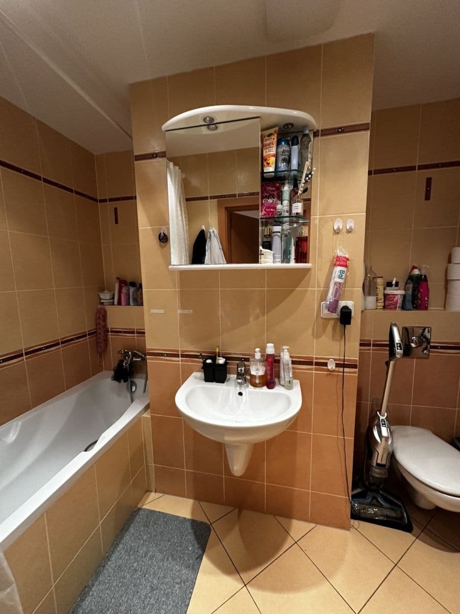 Prodej bytu 2+kk 59 m², Sazovická, Praha, Praha Prodej bytu 2+kk 59 m², Sazovická, Praha, Praha