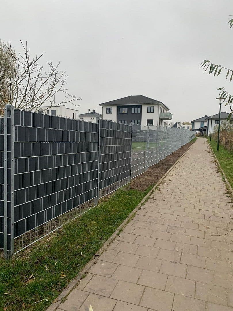 Prodej domu 315 m², pozemek 1.885 m², Rostock, Mecklenburg-Vorpommern Prodej domu 315 m², pozemek 1.885 m², Rostock, Mecklenburg-Vorpommern