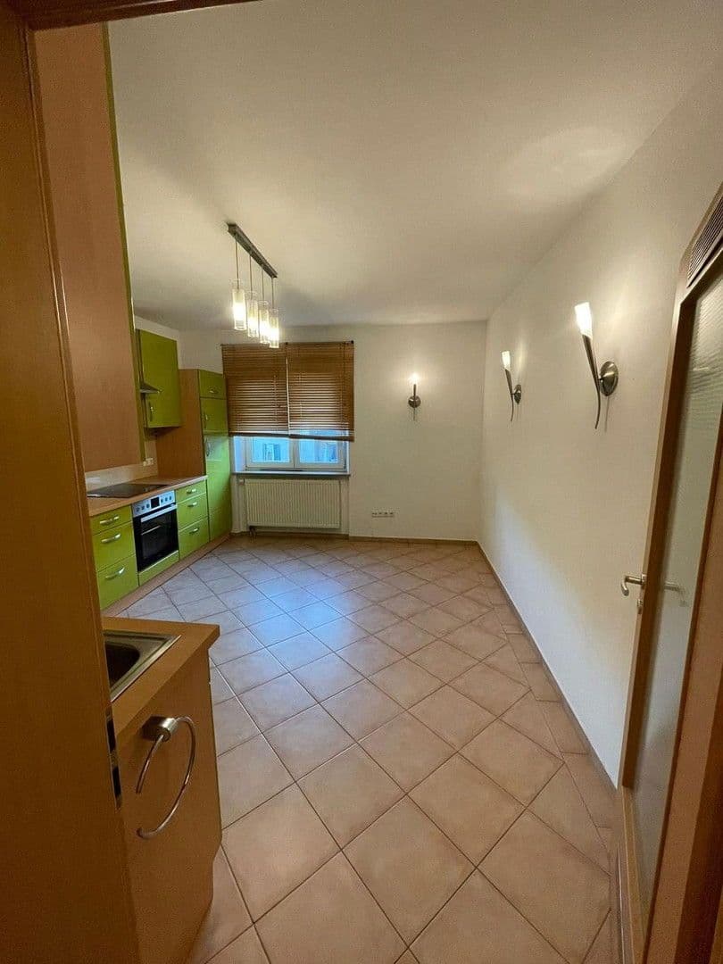 Pronájem bytu 2+1 50 m², Pilgerhausstraße 31, Augsburg, Bavorsko Pronájem bytu 2+1 50 m², Pilgerhausstraße 31, Augsburg, Bavorsko