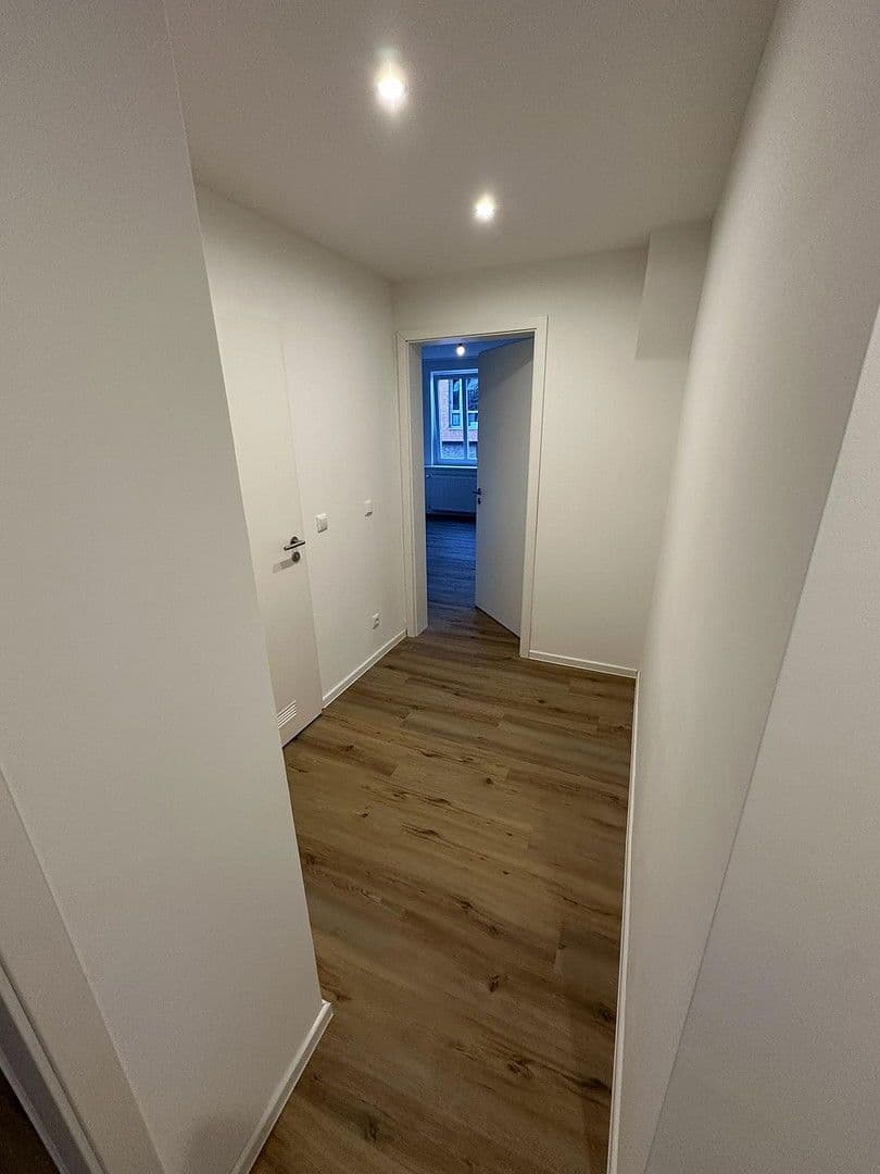 Pronájem bytu 3+1 80 m², Hindenburgstr. 40, Bremen, Bremen Pronájem bytu 3+1 80 m², Hindenburgstr. 40, Bremen, Bremen