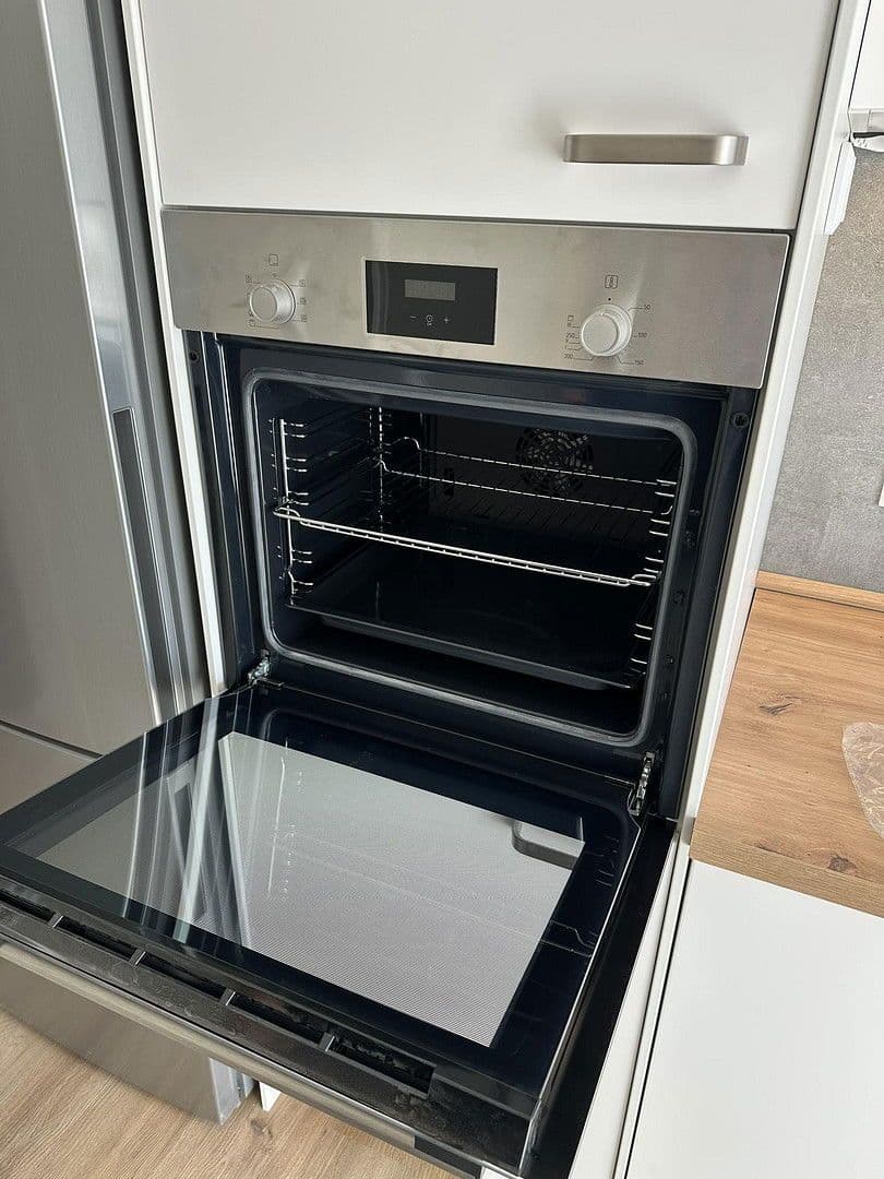 Pronájem bytu 3+1 80 m², Hindenburgstr. 40, Bremen, Bremen Pronájem bytu 3+1 80 m², Hindenburgstr. 40, Bremen, Bremen