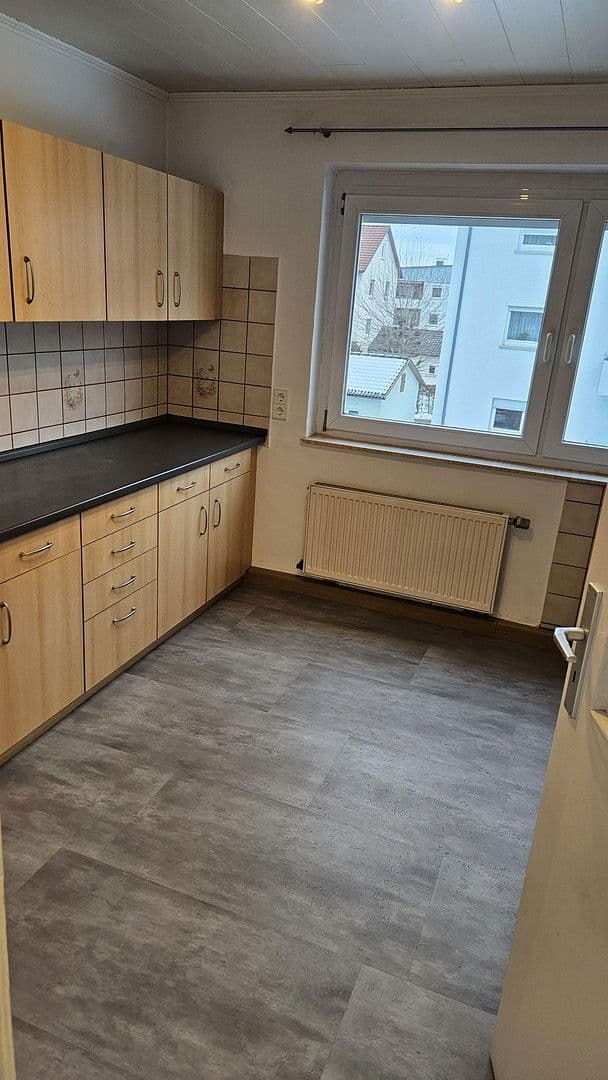 Pronájem bytu 3+1 76 m², Silcherstraße 4, Heubach, Bádensko-Württembersko Pronájem bytu 3+1 76 m², Silcherstraße 4, Heubach, Bádensko-Württembersko