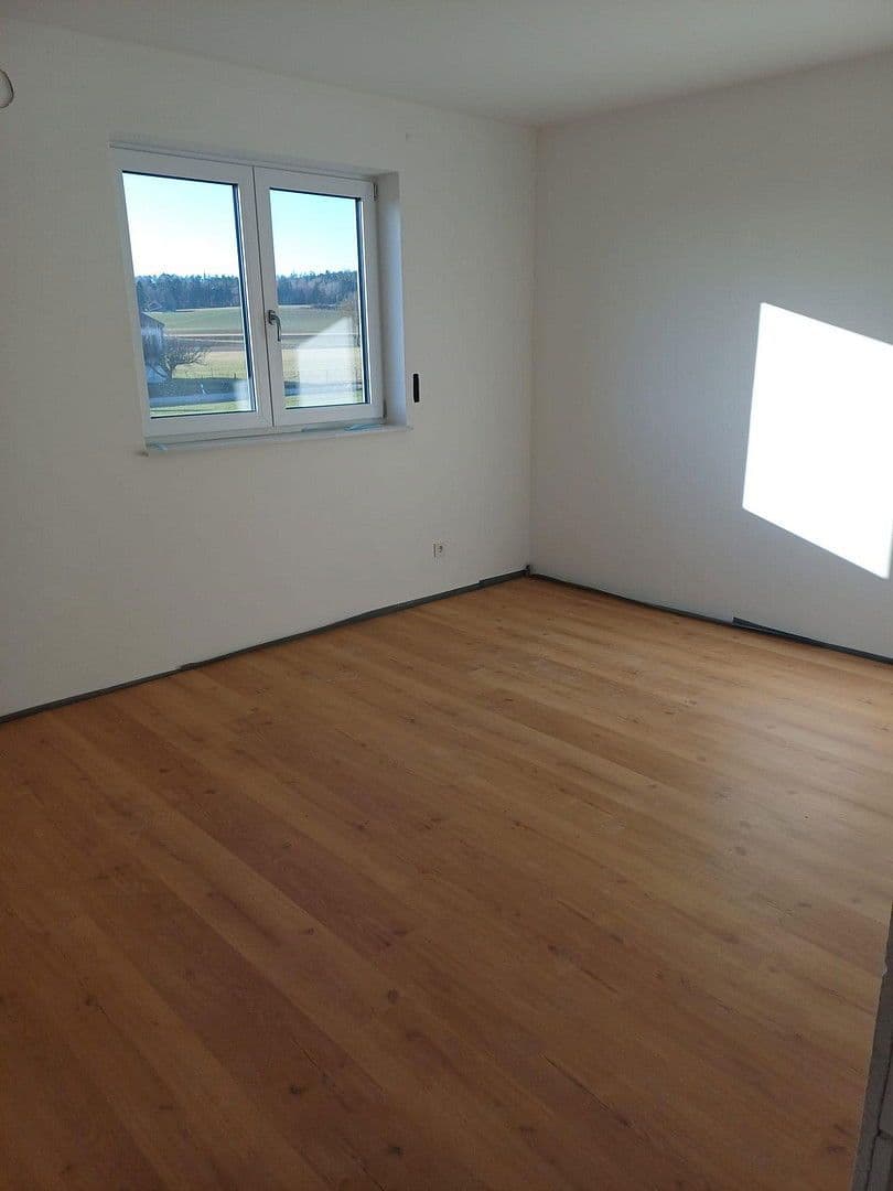 Pronájem bytu 3+1 93 m², Kirchroth, Bavorsko Pronájem bytu 3+1 93 m², Kirchroth, Bavorsko