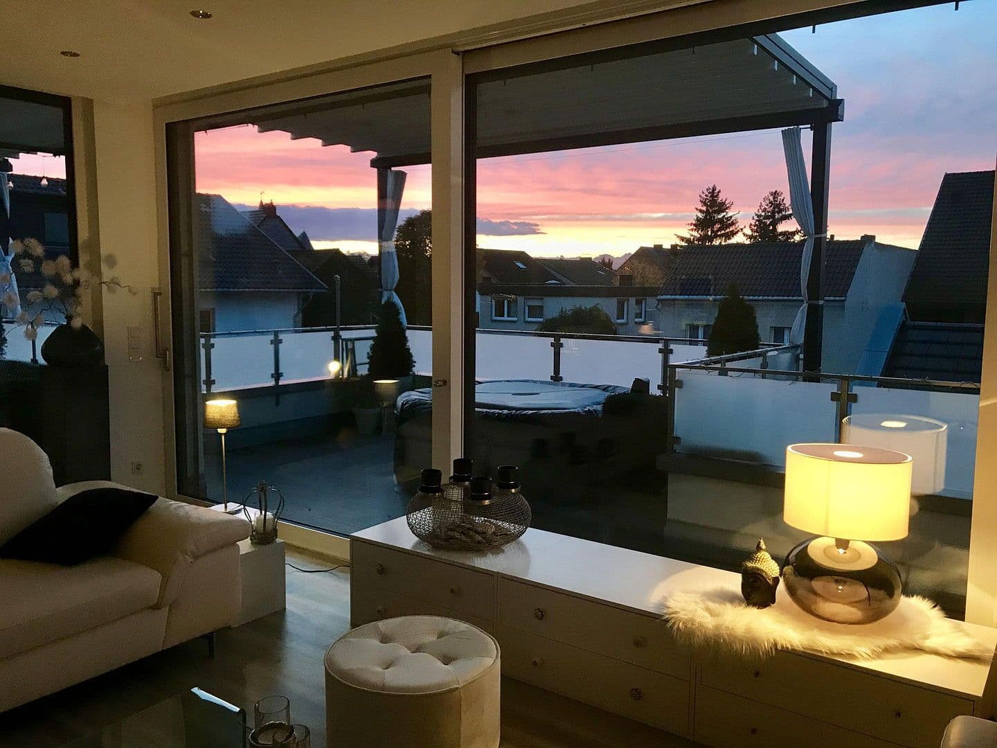 Pronájem bytu 5+kk 226 m², Lambertusstr.36, Troisdorf, Severní Porýní-Vestfálsko Pronájem bytu 5+kk 226 m², Lambertusstr.36, Troisdorf, Severní Porýní-Vestfálsko