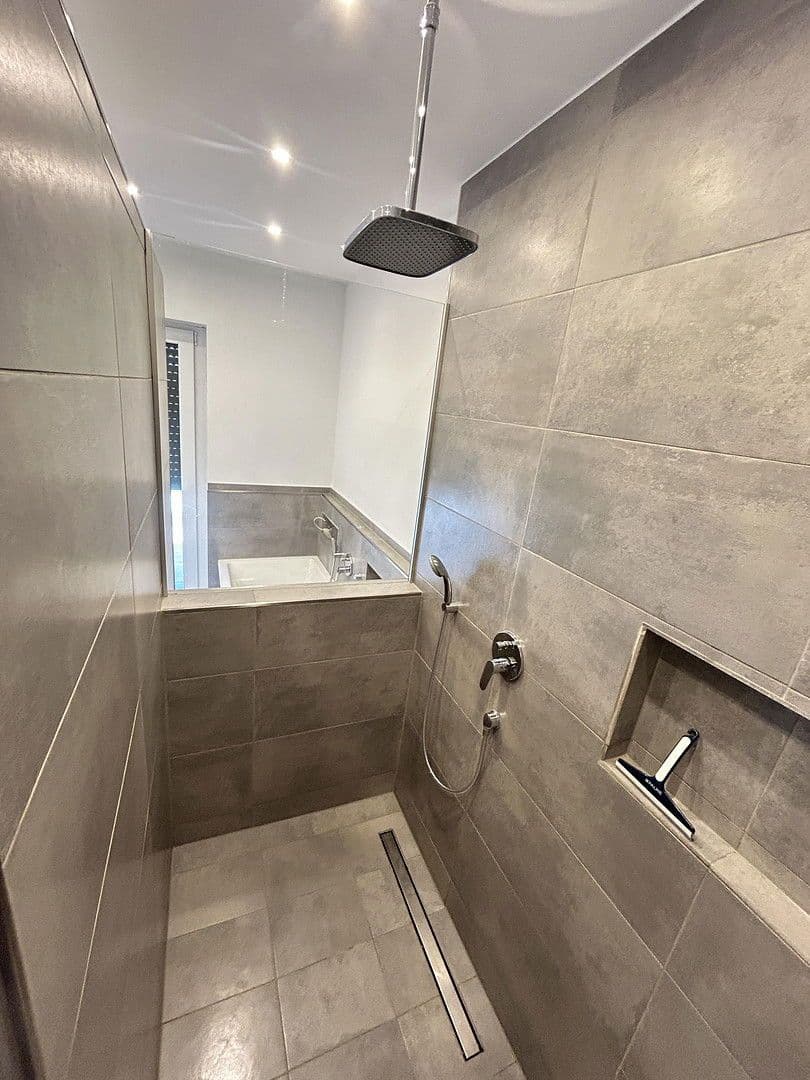 Pronájem bytu 5+kk 226 m², Lambertusstr.36, Troisdorf, Severní Porýní-Vestfálsko Pronájem bytu 5+kk 226 m², Lambertusstr.36, Troisdorf, Severní Porýní-Vestfálsko