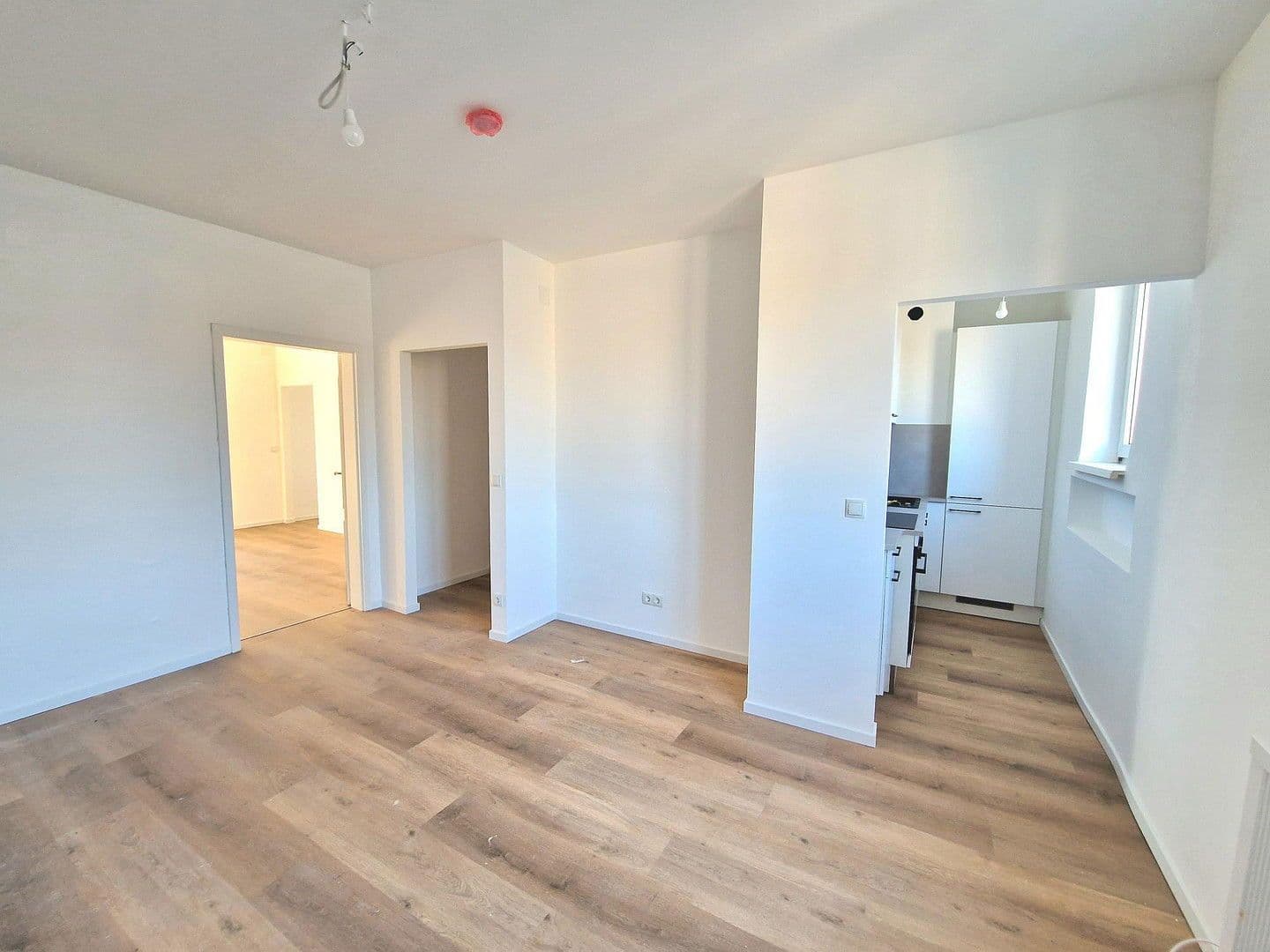 Pronájem bytu 3+1 53 m², Erlachgasse 92/2/16, Wien, Wien Pronájem bytu 3+1 53 m², Erlachgasse 92/2/16, Wien, Wien