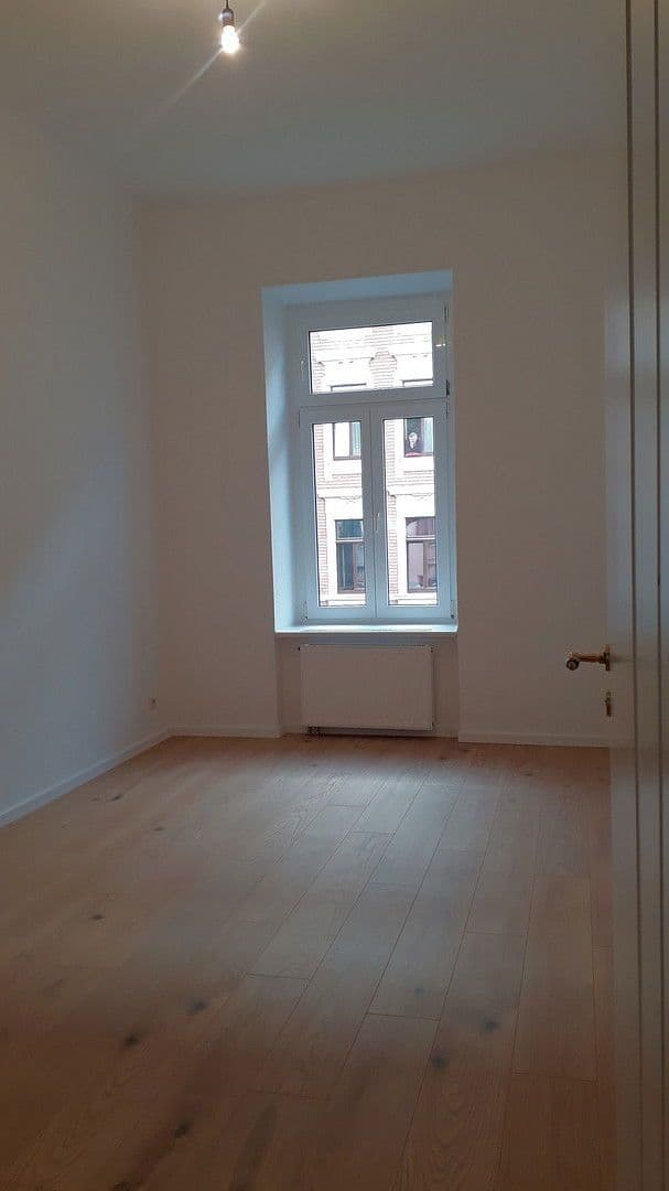 Pronájem bytu 2+1 58 m², Rosa-Luxemburg-Str.60, Leipzig, Sasko Pronájem bytu 2+1 58 m², Rosa-Luxemburg-Str.60, Leipzig, Sasko