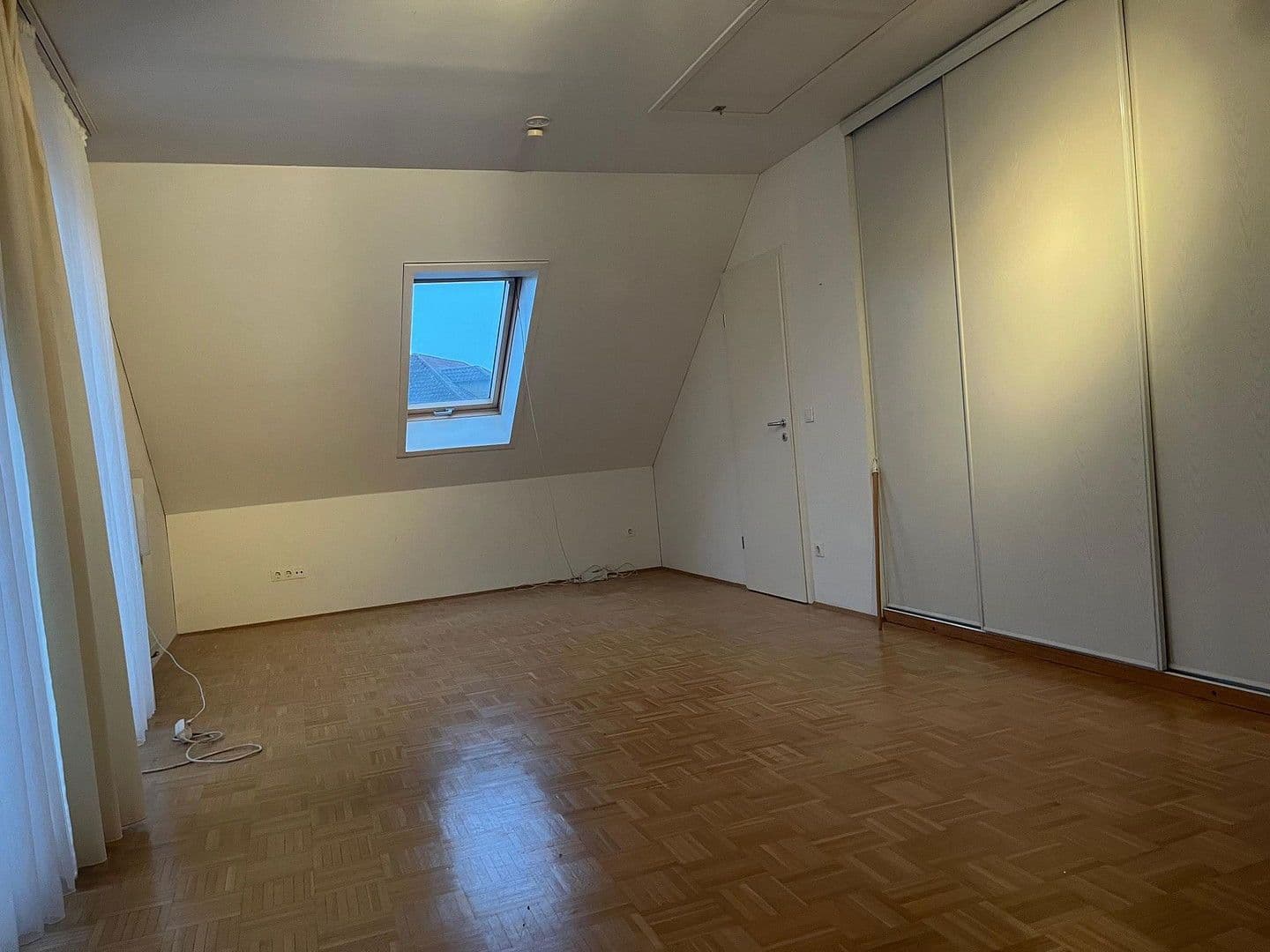 Prodej domu 140 m², pozemek 194 m², Regensburg, Bavorsko Prodej domu 140 m², pozemek 194 m², Regensburg, Bavorsko