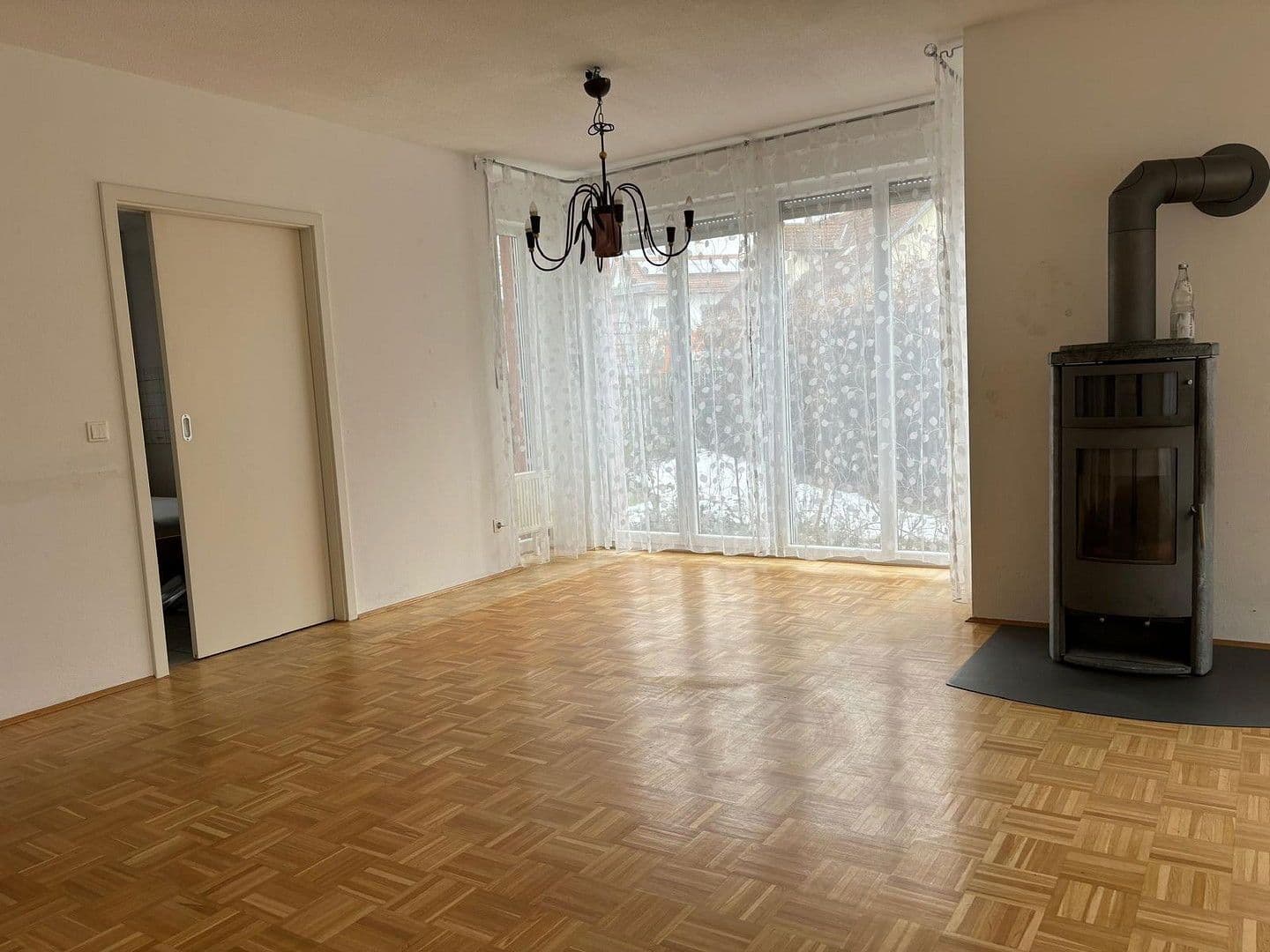 Prodej domu 140 m², pozemek 194 m², Regensburg, Bavorsko Prodej domu 140 m², pozemek 194 m², Regensburg, Bavorsko