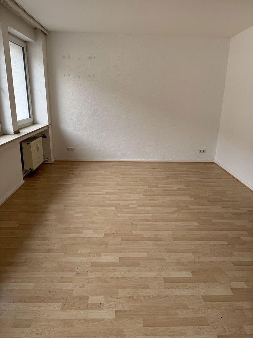 Pronájem bytu 1+1 30 m², Düsseldorf, Severní Porýní-Vestfálsko Pronájem bytu 1+1 30 m², Düsseldorf, Severní Porýní-Vestfálsko