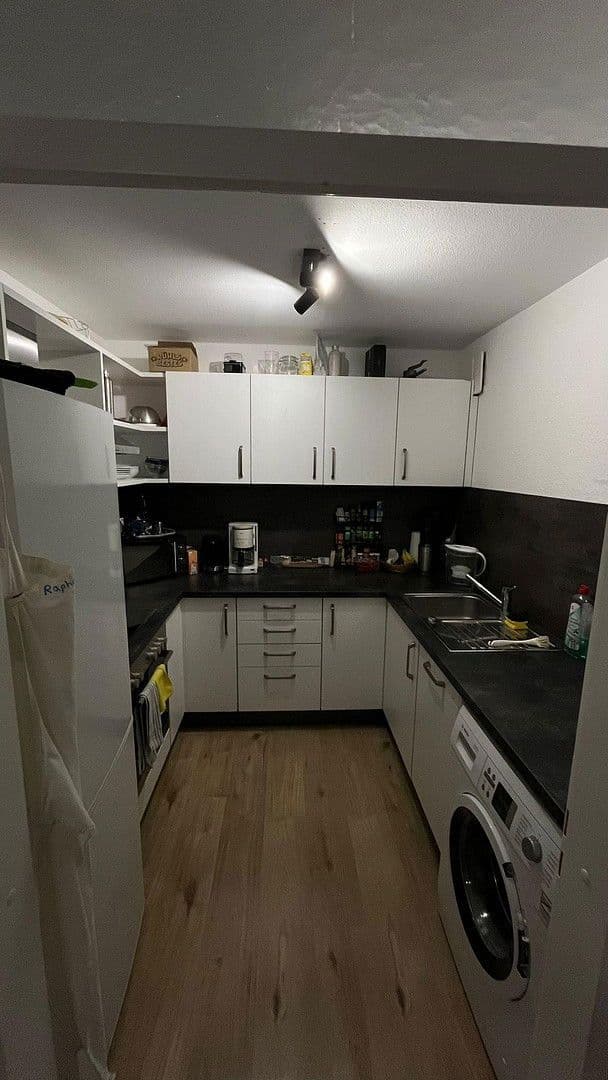 Pronájem bytu 2+1 54 m², Heilbronn, Bádensko-Württembersko Pronájem bytu 2+1 54 m², Heilbronn, Bádensko-Württembersko