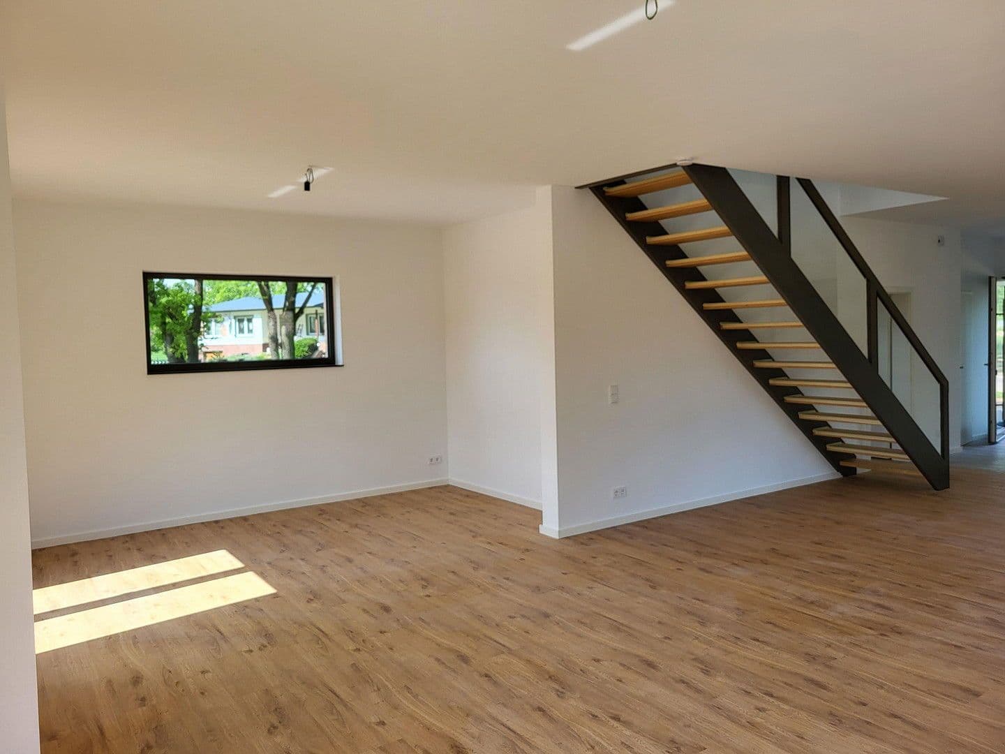 Prodej domu 158 m², pozemek 1.000 m², Dobin am See, Mecklenburg-Vorpommern Prodej domu 158 m², pozemek 1.000 m², Dobin am See, Mecklenburg-Vorpommern