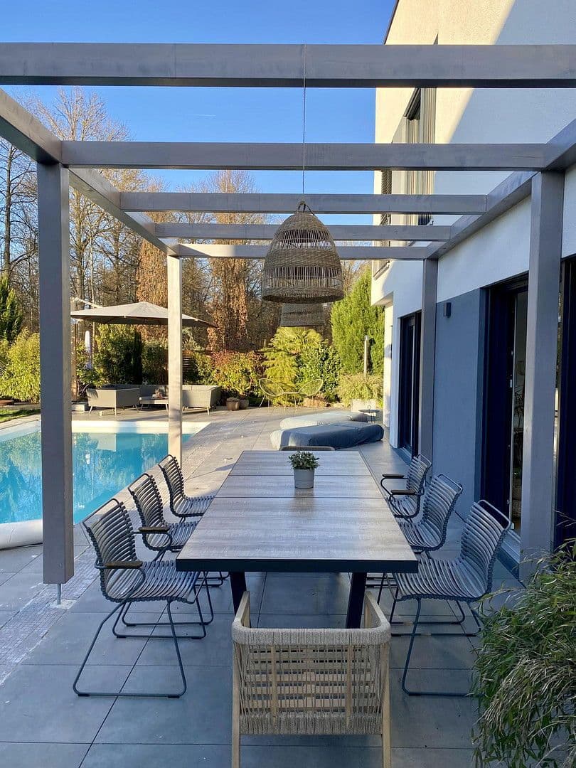 Prodej domu 250 m², pozemek 823 m², Rastatt, Bádensko-Württembersko Prodej domu 250 m², pozemek 823 m², Rastatt, Bádensko-Württembersko