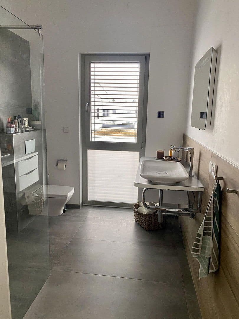 Prodej domu 250 m², pozemek 823 m², Rastatt, Bádensko-Württembersko Prodej domu 250 m², pozemek 823 m², Rastatt, Bádensko-Württembersko