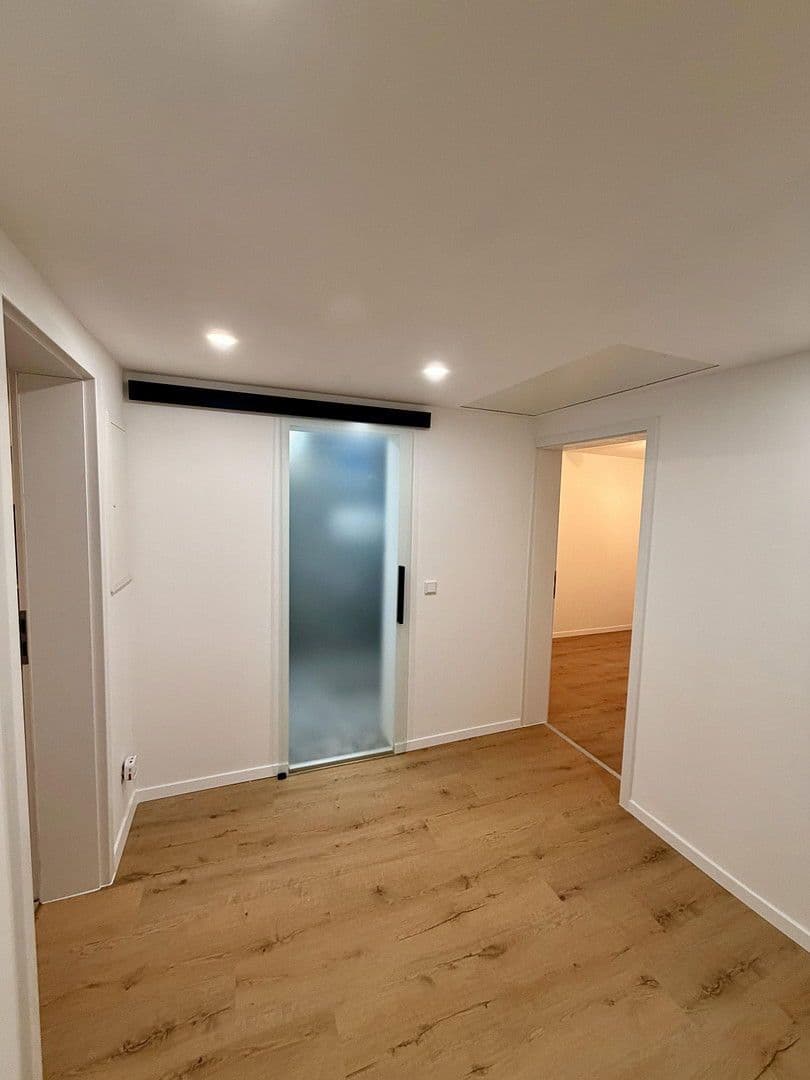 Pronájem bytu 2+1 50 m², Mathildenstr. 10, Fürth, Bavorsko Pronájem bytu 2+1 50 m², Mathildenstr. 10, Fürth, Bavorsko