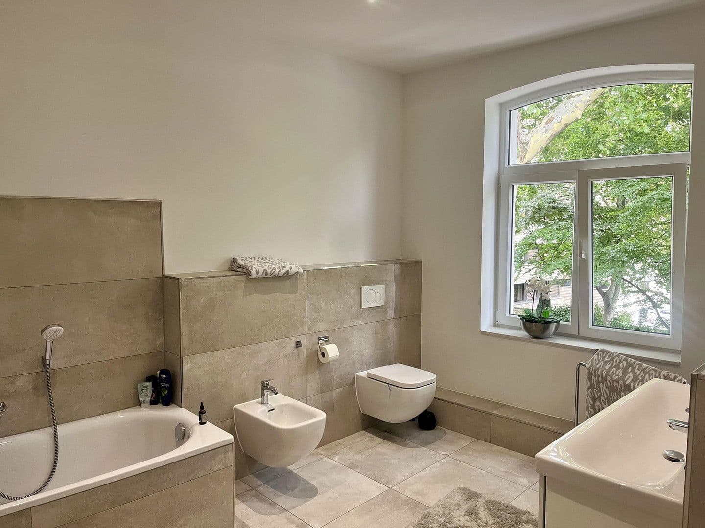 Prodej domu 176 m², pozemek 78 m², Steinfelder Gasse 30, Köln, Severní Porýní-Vestfálsko Prodej domu 176 m², pozemek 78 m², Steinfelder Gasse 30, Köln, Severní Porýní-Vestfálsko