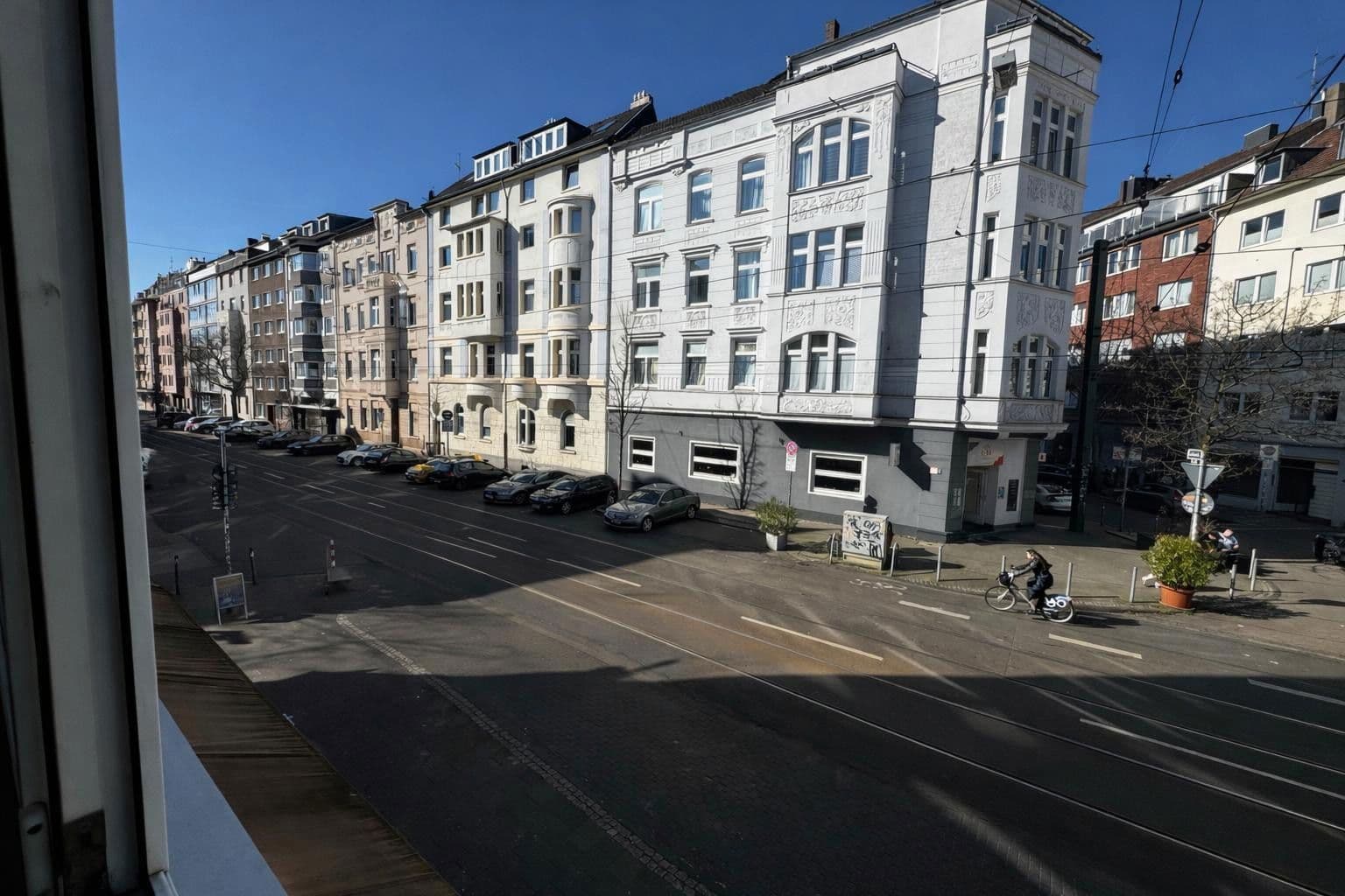Prodej bytu 2+1 70 m², Düsseldorf, Severní Porýní-Vestfálsko Prodej bytu 2+1 70 m², Düsseldorf, Severní Porýní-Vestfálsko