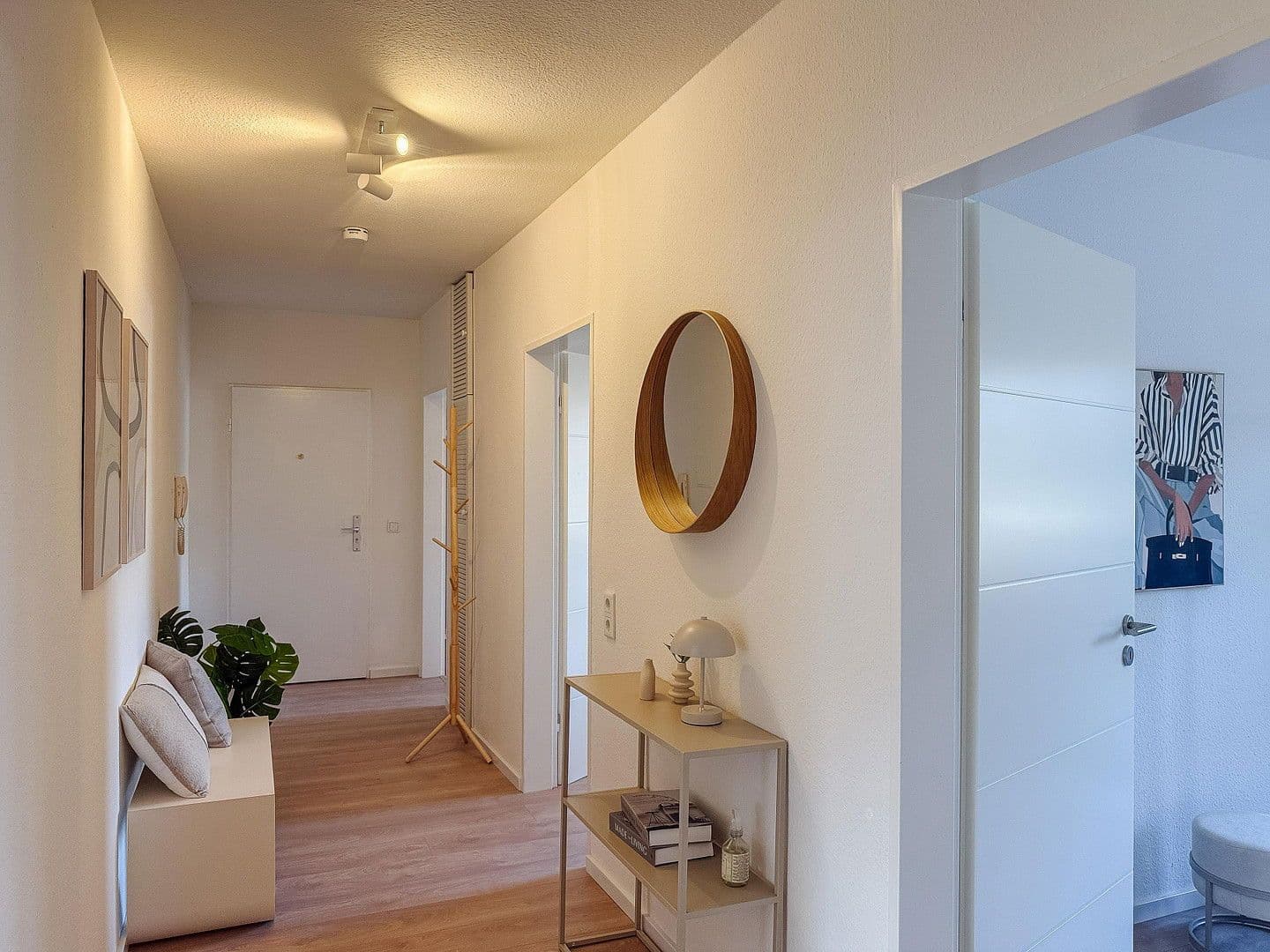 Prodej bytu 3+1 63 m², Konrad-Adenauer-Straße 34, Hanau, Hessen Prodej bytu 3+1 63 m², Konrad-Adenauer-Straße 34, Hanau, Hessen