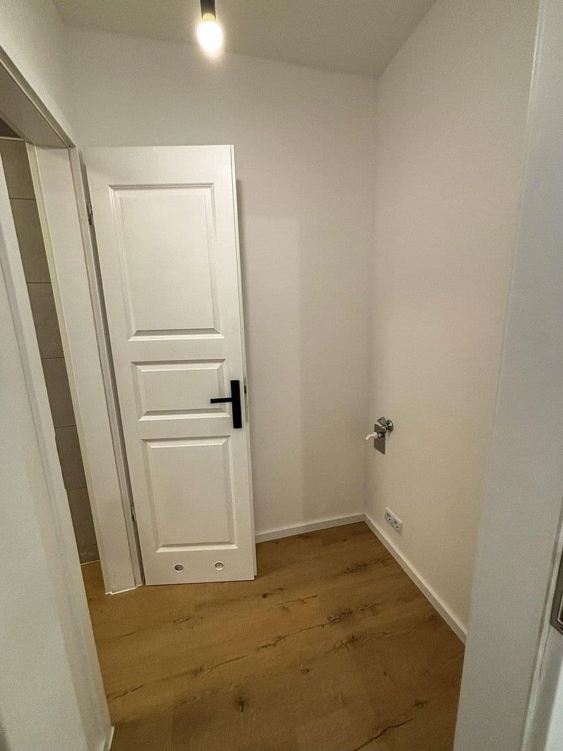 Prodej bytu 1+1 37 m², Faradaystraße 9, Leipzig, Sasko Prodej bytu 1+1 37 m², Faradaystraße 9, Leipzig, Sasko