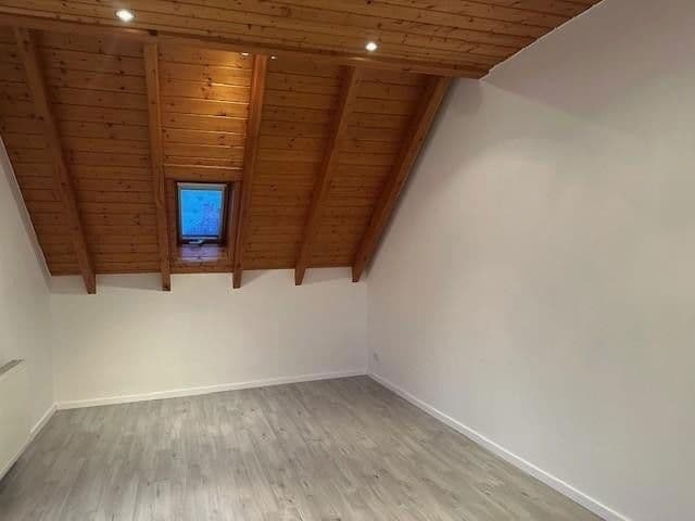 Pronájem domu 298 m², pozemek 518 m², Wallertheim, Porýní-Falc Pronájem domu 298 m², pozemek 518 m², Wallertheim, Porýní-Falc