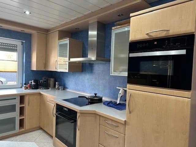 Pronájem domu 298 m², pozemek 518 m², Wallertheim, Porýní-Falc Pronájem domu 298 m², pozemek 518 m², Wallertheim, Porýní-Falc