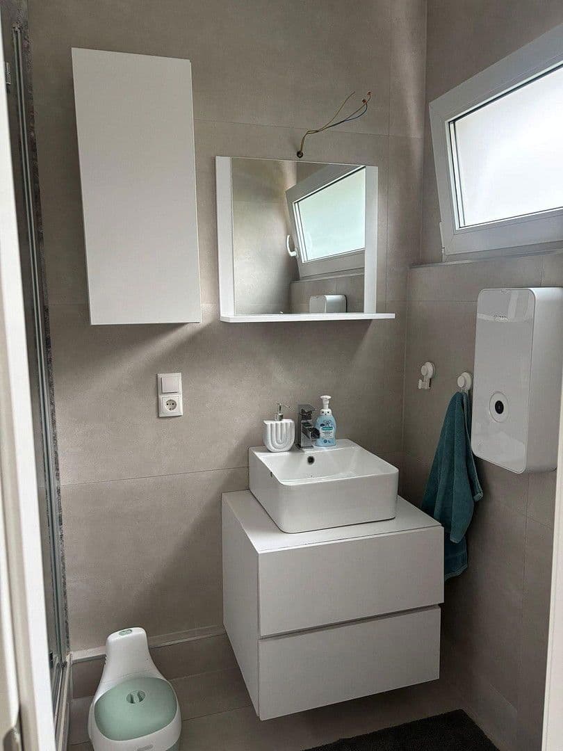 Prodej domu 234 m², pozemek 536 m², Klausenbergweg 30a, Koblenz, Porýní-Falc Prodej domu 234 m², pozemek 536 m², Klausenbergweg 30a, Koblenz, Porýní-Falc