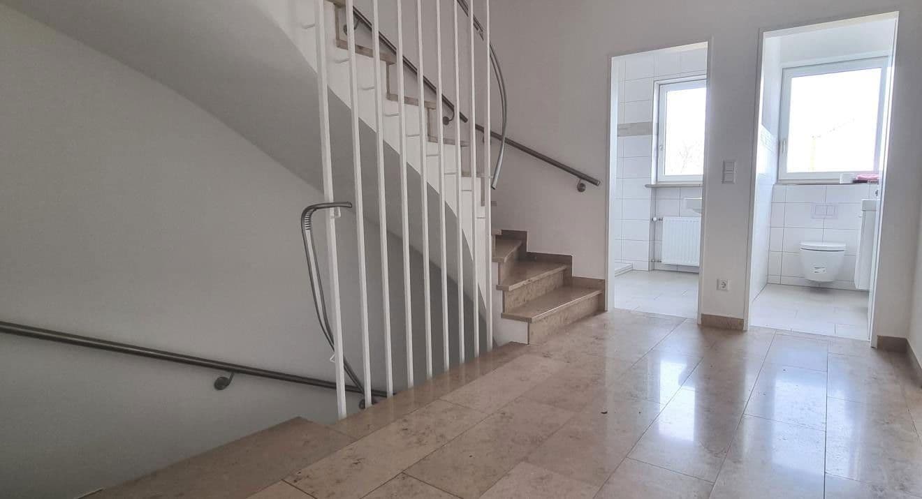 Prodej domu 218 m², pozemek 450 m², Günzburg, Bavorsko Prodej domu 218 m², pozemek 450 m², Günzburg, Bavorsko