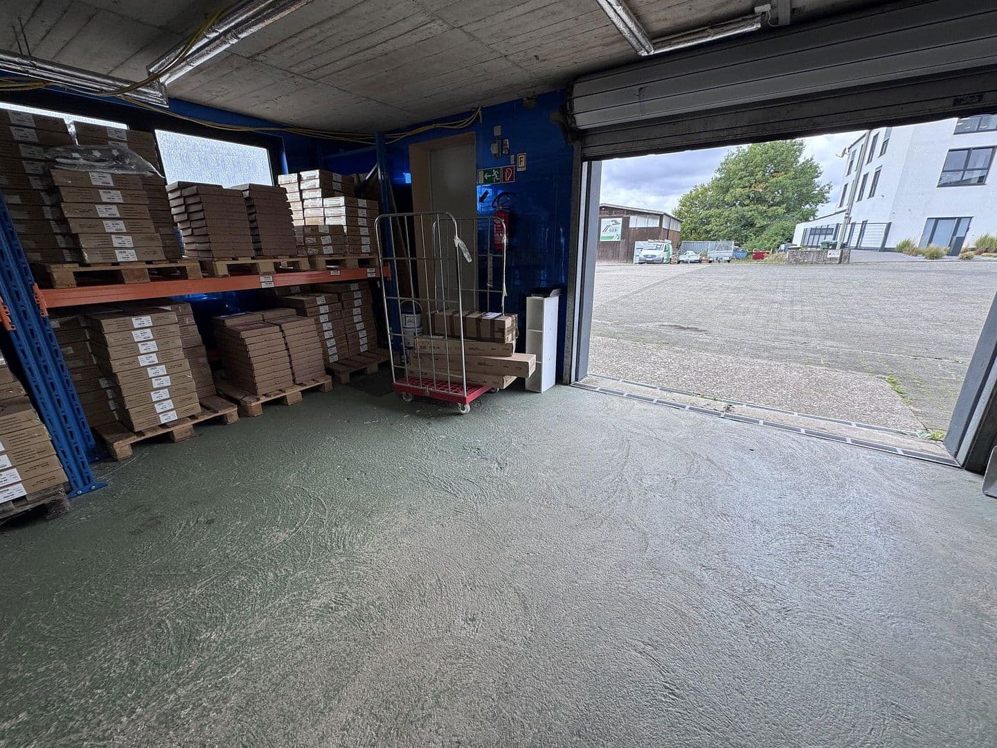 Pronájem nebytového prostoru 380 m², Humboldtstraße, 9-11, Neunkirchen-Seelscheid, Severní Porýní-Vestfálsko Pronájem nebytového prostoru 380 m², Humboldtstraße, 9-11, Neunkirchen-Seelscheid, Severní Porýní-Vestfálsko