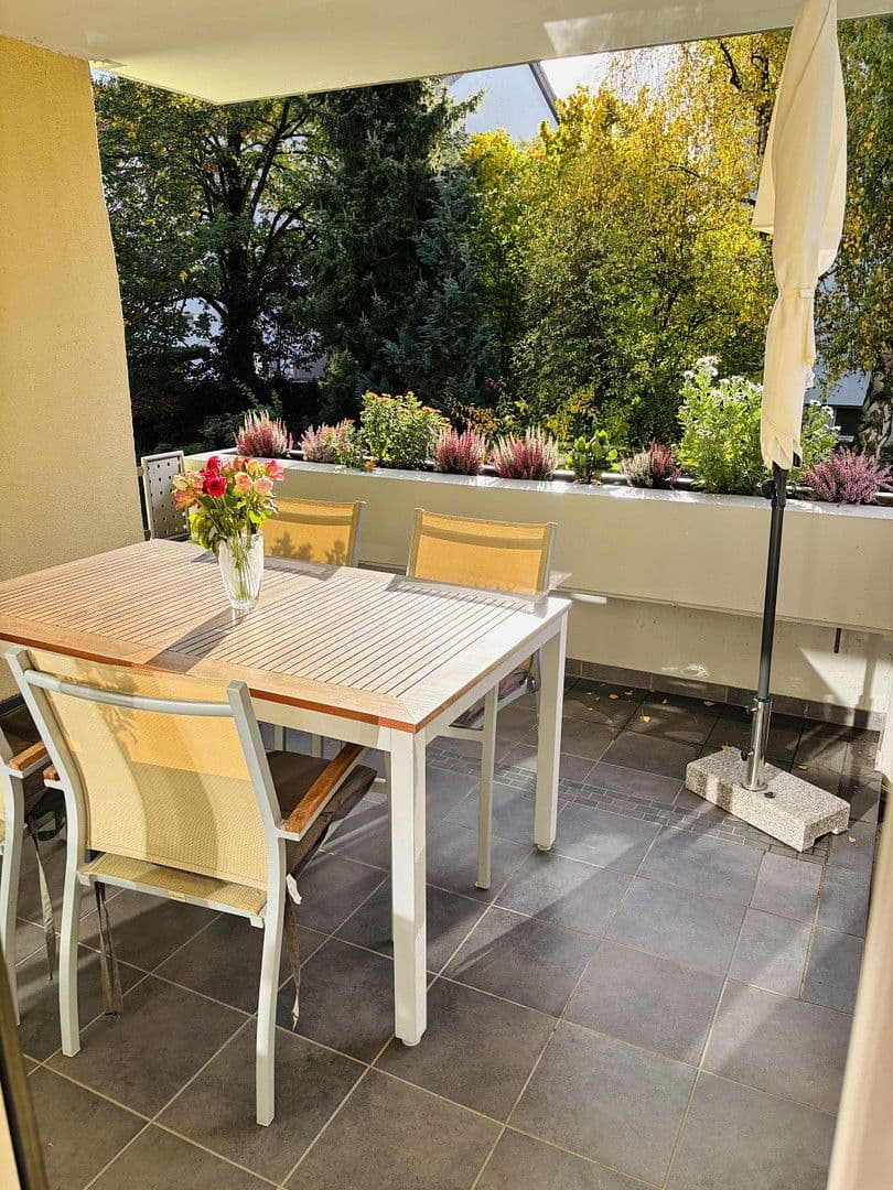 Prodej domu 184 m², pozemek 201 m², Fellbach, Bádensko-Württembersko Prodej domu 184 m², pozemek 201 m², Fellbach, Bádensko-Württembersko