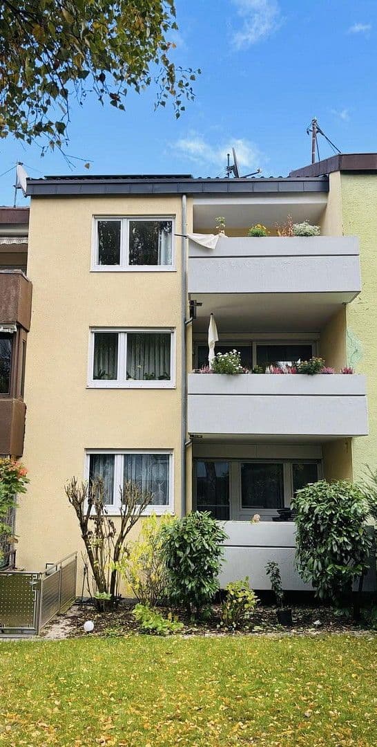 Prodej domu 184 m², pozemek 201 m², Fellbach, Bádensko-Württembersko Prodej domu 184 m², pozemek 201 m², Fellbach, Bádensko-Württembersko