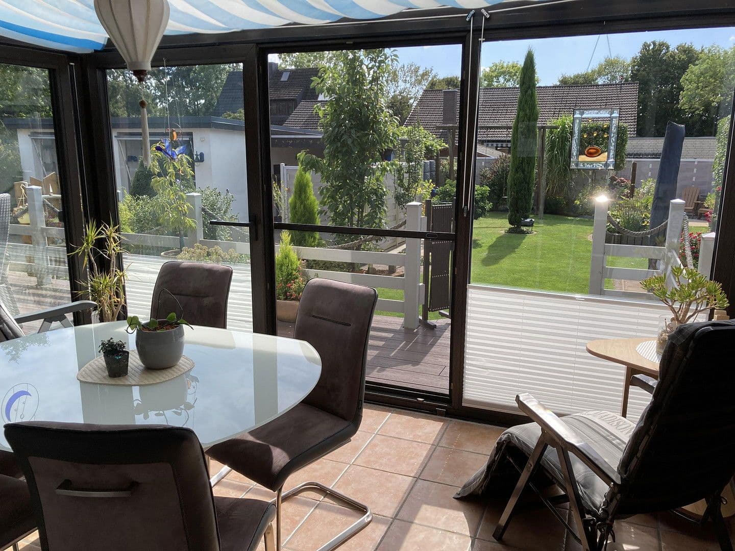 Prodej domu 125 m², pozemek 880 m², Weyhe, Dolní Sasko Prodej domu 125 m², pozemek 880 m², Weyhe, Dolní Sasko