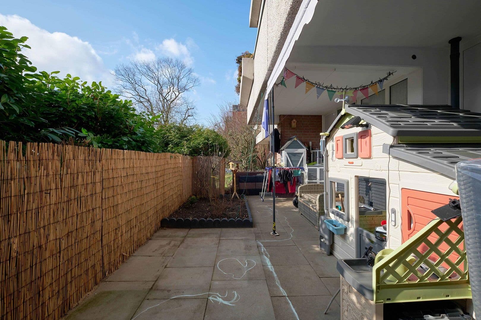 Prodej bytu 3+1 85 m², Halstenbek, Šlesvicko-Holštýnsko Prodej bytu 3+1 85 m², Halstenbek, Šlesvicko-Holštýnsko