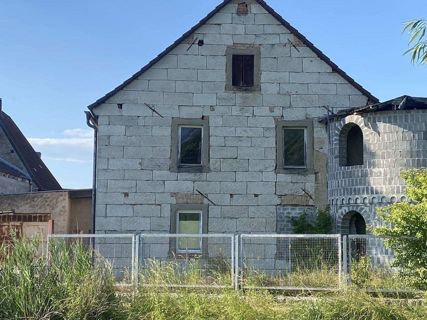 Prodej domu 160 m², pozemek 602 m², Uehlfeld, Bavorsko Prodej domu 160 m², pozemek 602 m², Uehlfeld, Bavorsko