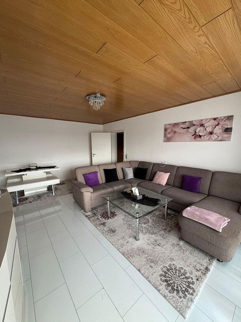 Prodej bytu 4+1 82 m², Dietzenbach, Hessen Prodej bytu 4+1 82 m², Dietzenbach, Hessen