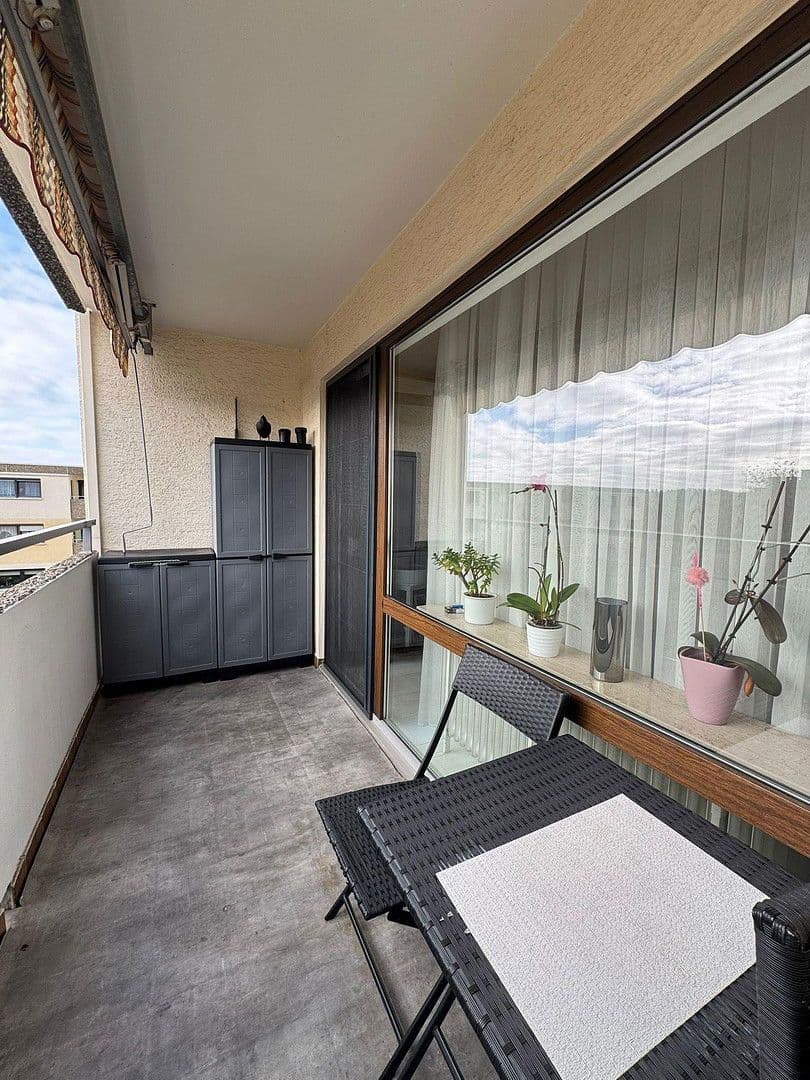 Prodej bytu 4+1 82 m², Dietzenbach, Hessen Prodej bytu 4+1 82 m², Dietzenbach, Hessen