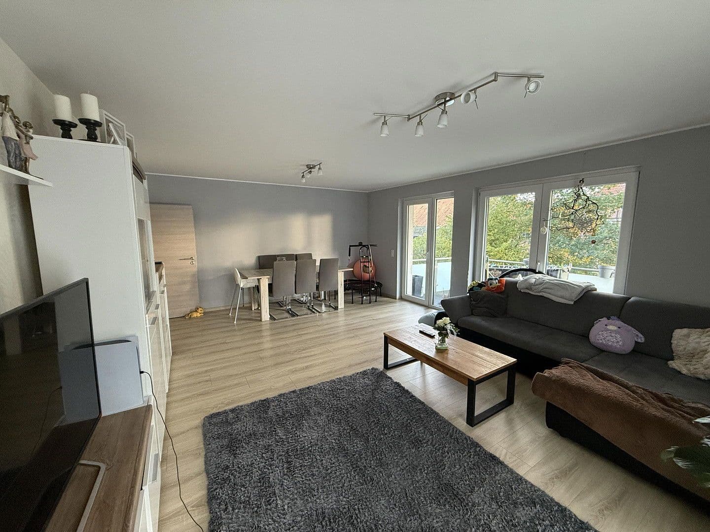 Pronájem bytu 4+1 111 m², Sassenburg, Dolní Sasko Pronájem bytu 4+1 111 m², Sassenburg, Dolní Sasko