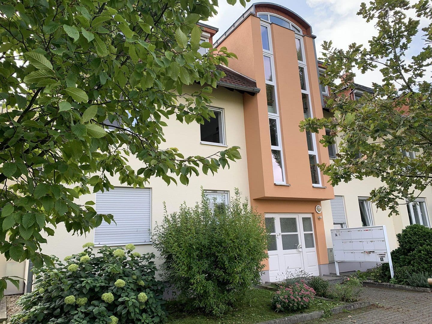 Pronájem bytu 1+kk 39 m², Johann-Joachim-Kaendler Str. 14, Arnsdorf, Sasko Pronájem bytu 1+kk 39 m², Johann-Joachim-Kaendler Str. 14, Arnsdorf, Sasko
