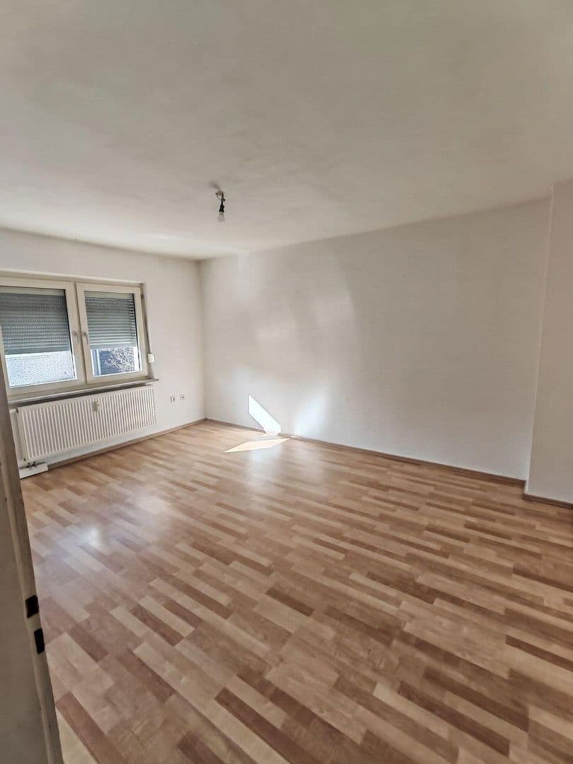 Pronájem bytu 3+1 64 m², Wattenbachstr. 10, Essen, Severní Porýní-Vestfálsko Pronájem bytu 3+1 64 m², Wattenbachstr. 10, Essen, Severní Porýní-Vestfálsko