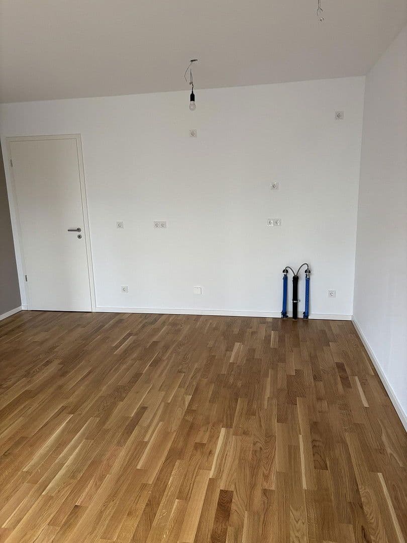 Pronájem bytu 2+1 52 m², Locher Straße 21, Solingen, Severní Porýní-Vestfálsko Pronájem bytu 2+1 52 m², Locher Straße 21, Solingen, Severní Porýní-Vestfálsko