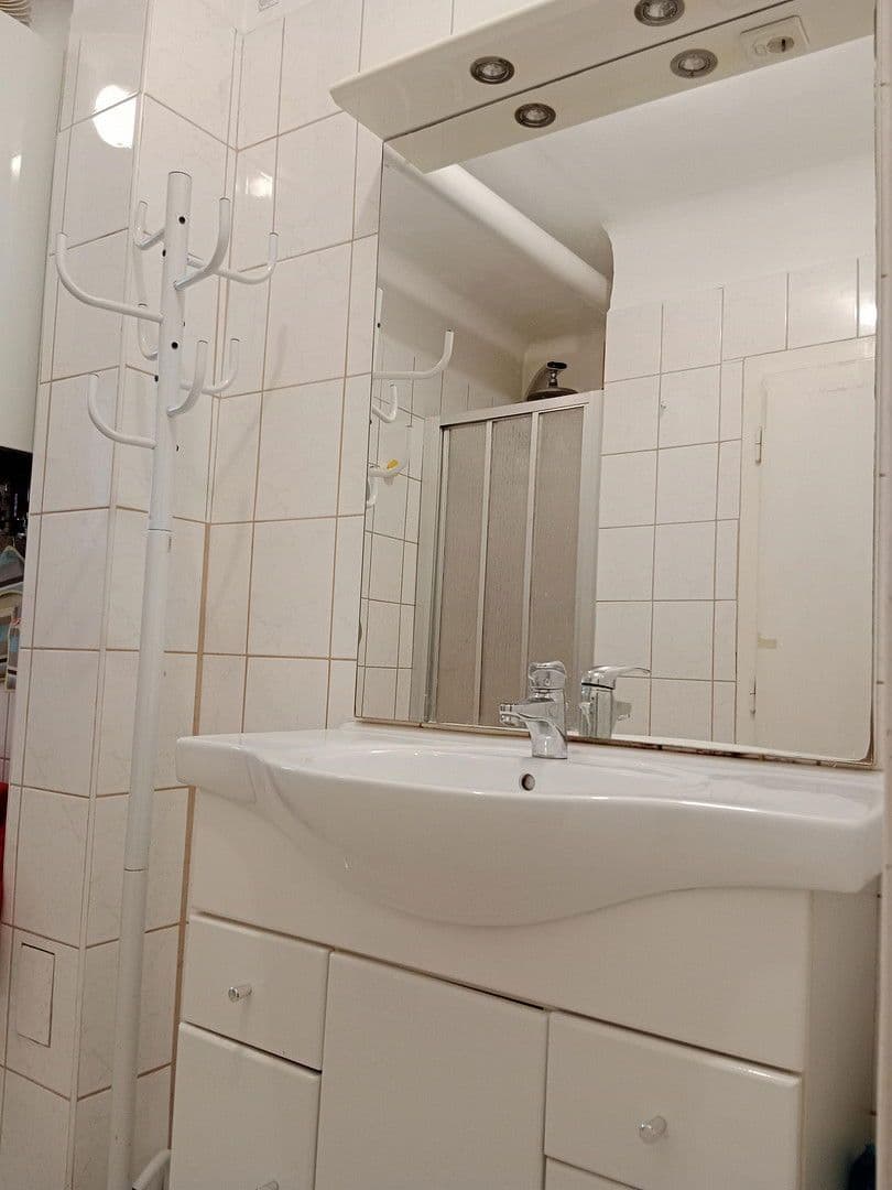 Pronájem bytu 1+1 50 m², Reinprechtsdorferstr., Wien, Wien Pronájem bytu 1+1 50 m², Reinprechtsdorferstr., Wien, Wien