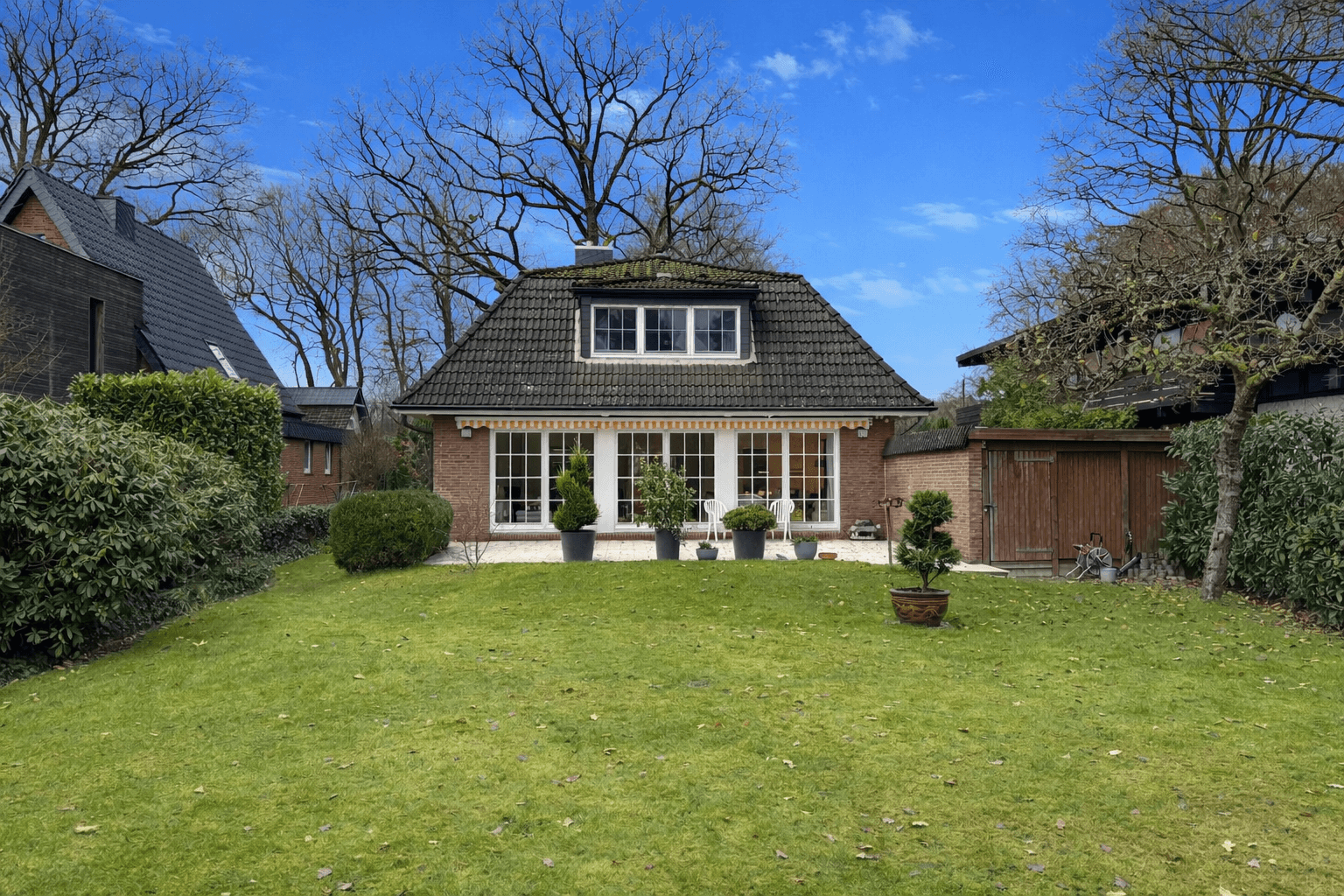 Prodej domu 181 m², pozemek 850 m², Hamburg, Hamburg Prodej domu 181 m², pozemek 850 m², Hamburg, Hamburg