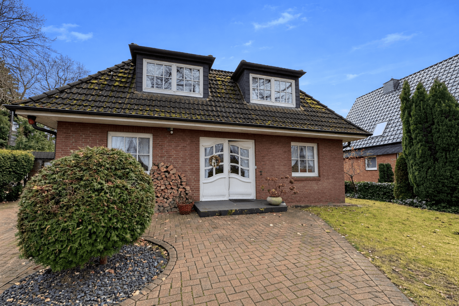 Prodej domu 181 m², pozemek 850 m², Hamburg, Hamburg Prodej domu 181 m², pozemek 850 m², Hamburg, Hamburg