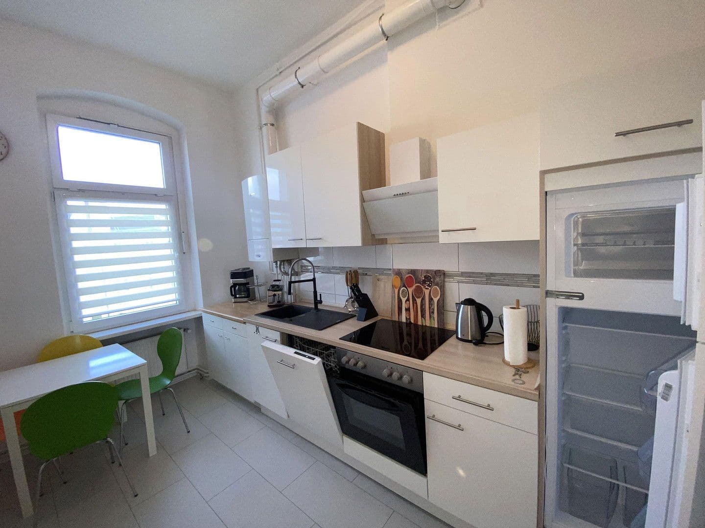 Pronájem bytu 3+1 90 m², Körnerstrasse 47, Berlin, Berlín Pronájem bytu 3+1 90 m², Körnerstrasse 47, Berlin, Berlín