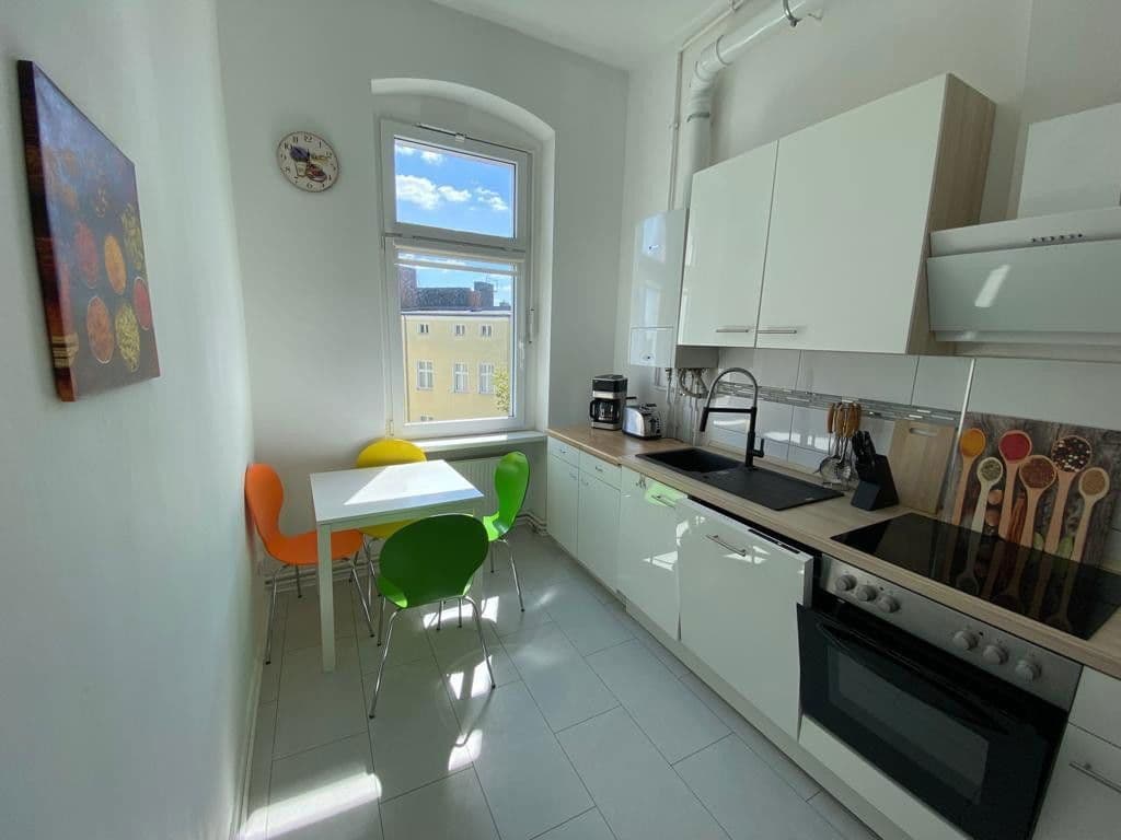 Pronájem bytu 3+1 90 m², Körnerstrasse 47, Berlin, Berlín Pronájem bytu 3+1 90 m², Körnerstrasse 47, Berlin, Berlín