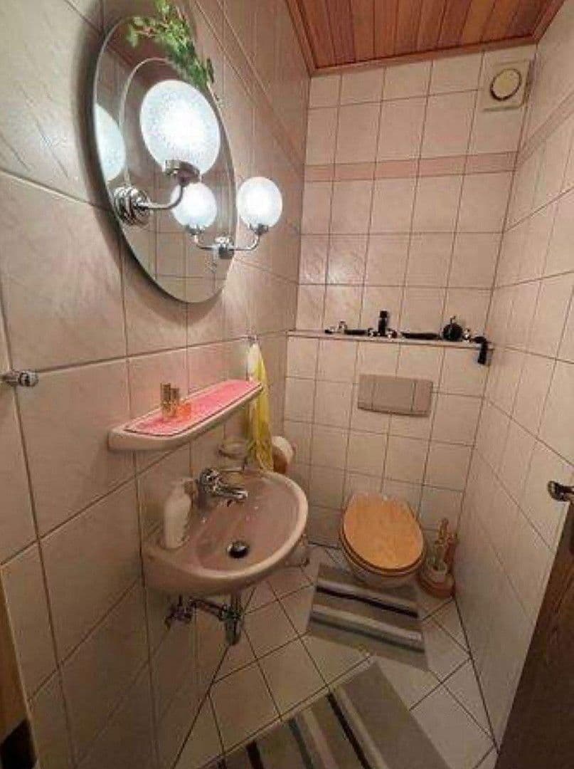 Pronájem bytu 4+1 88 m², Tegeler Plate 15, Bremen, Bremen Pronájem bytu 4+1 88 m², Tegeler Plate 15, Bremen, Bremen